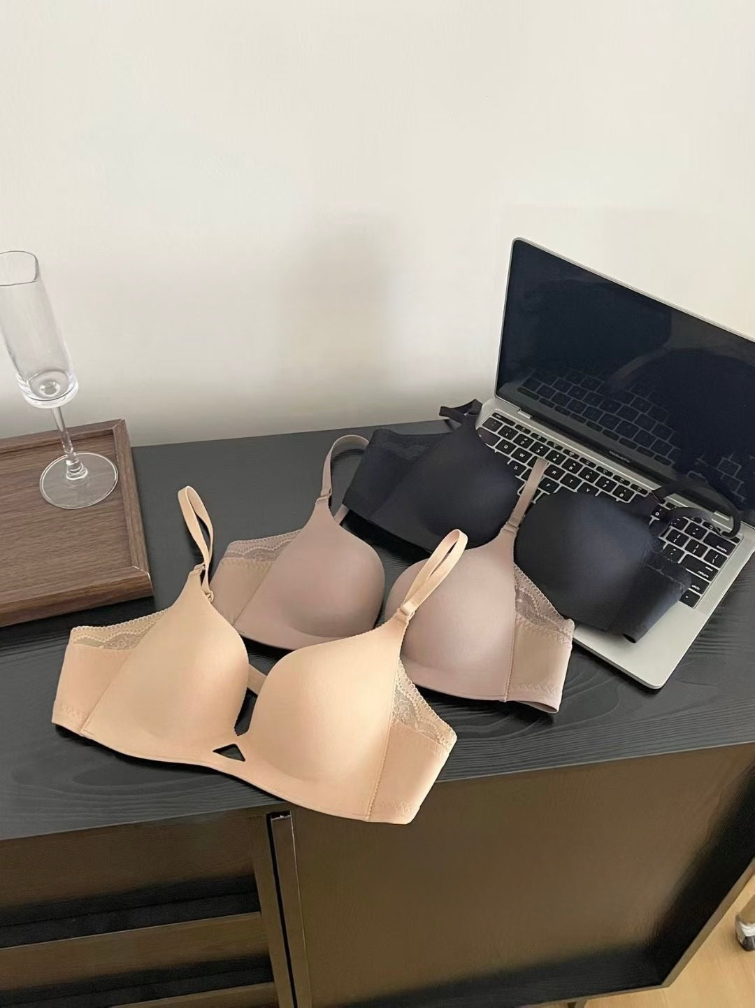 Side Smoothing Bra