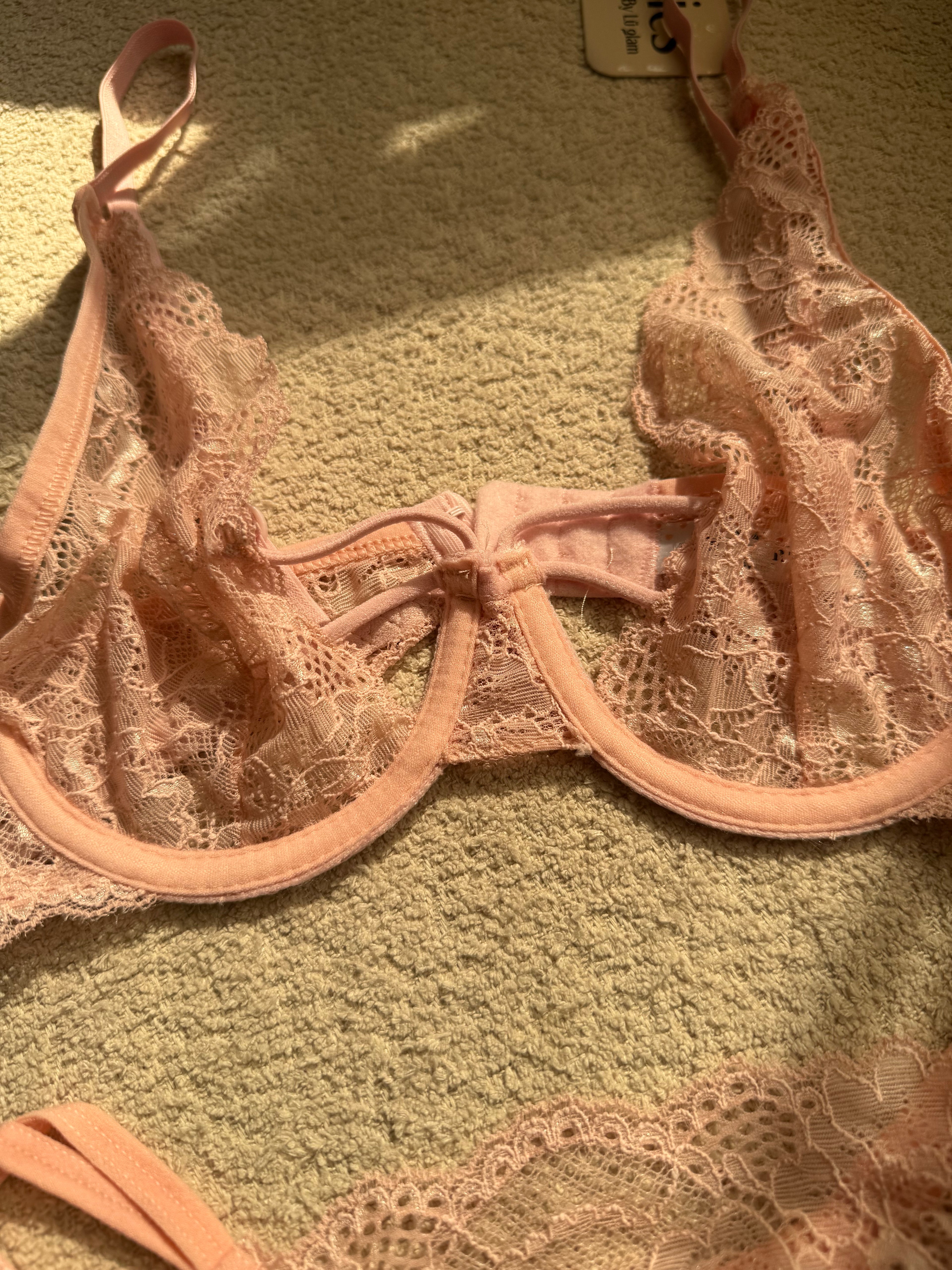 Lace Lingerie Set