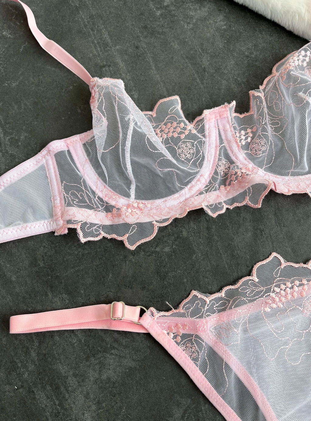 Rosy Desire Set